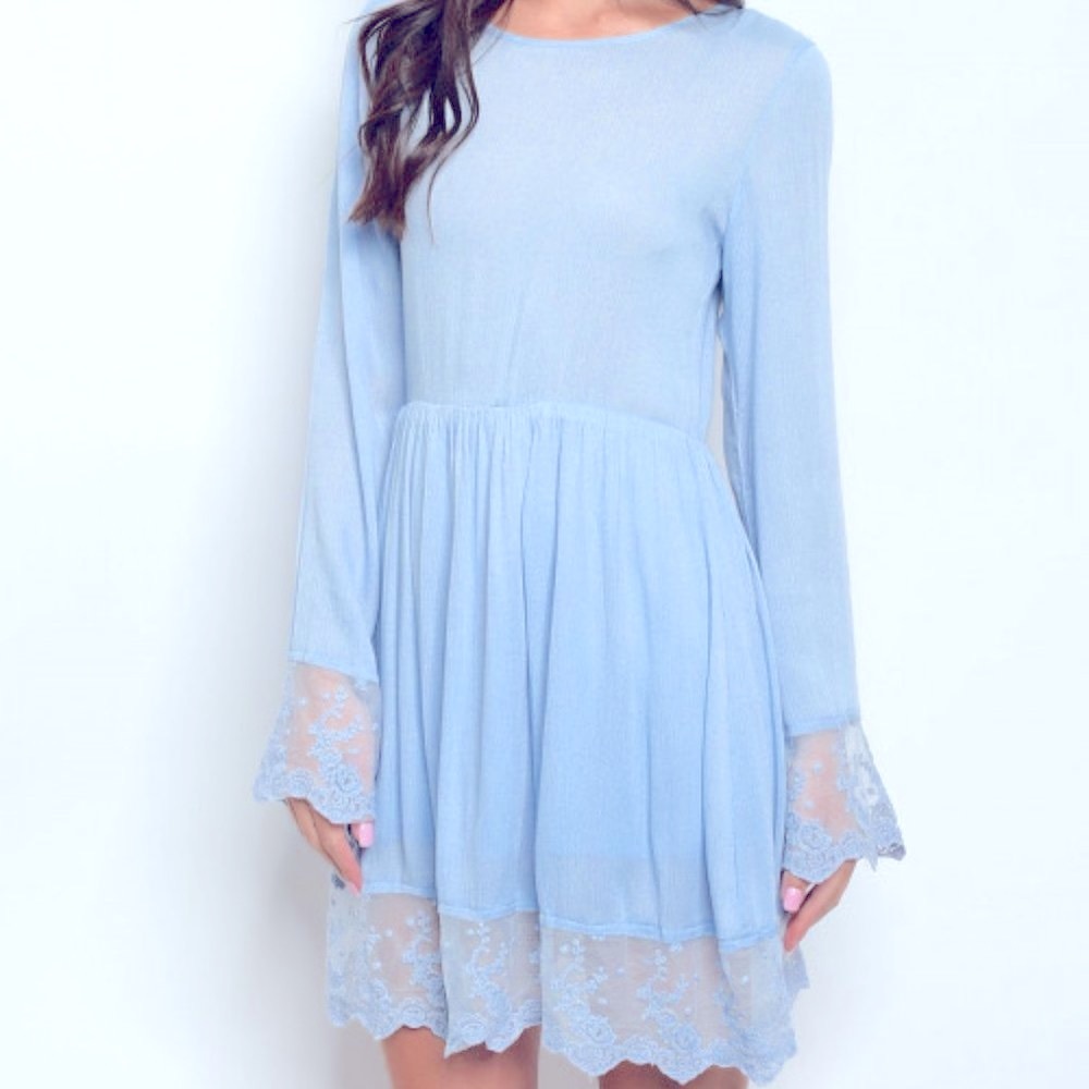 Jasmine Lace Long Sleeved Midi